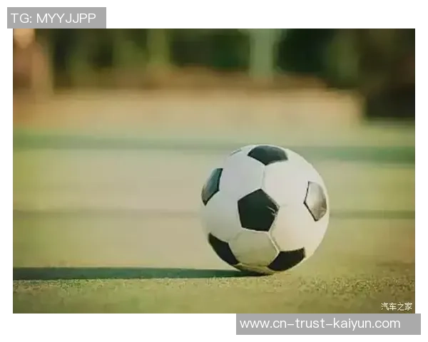 足球小将拿破仑的传奇之路与梦想追逐的青春故事